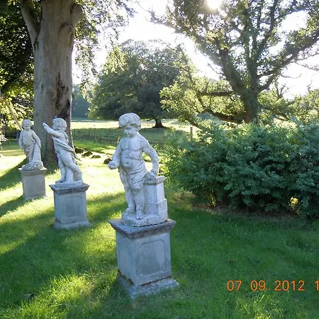 Ross House Equestrian Holidays Gospodarstwo agroturystyczne