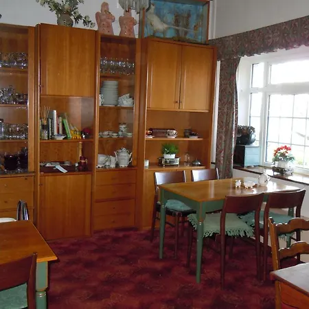 Lantgård Ross House Equestrian Holidays *