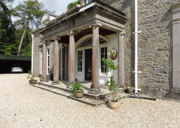 Ross House Equestrian Holidays Mountnugent